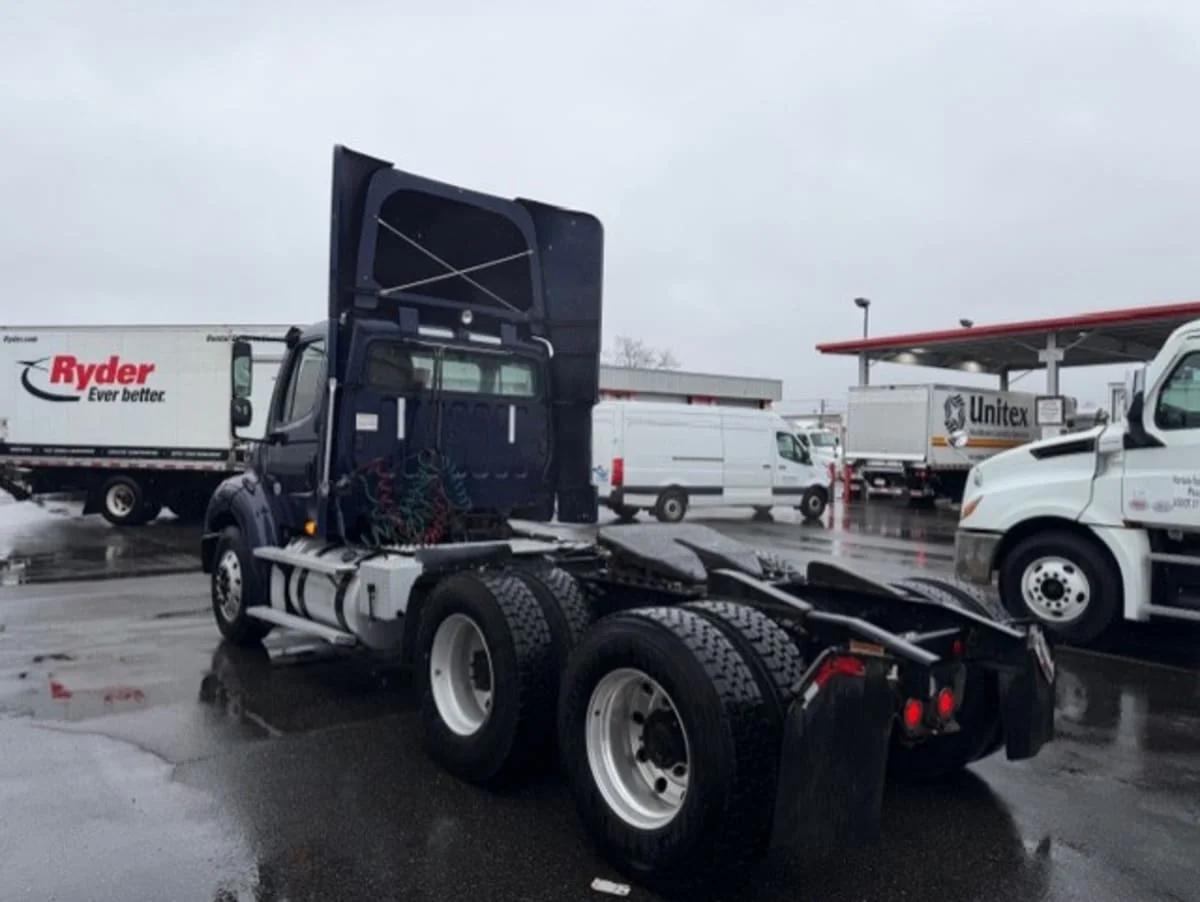 2019 Freightliner M2 112 in Farmingdale, NY — photo 6