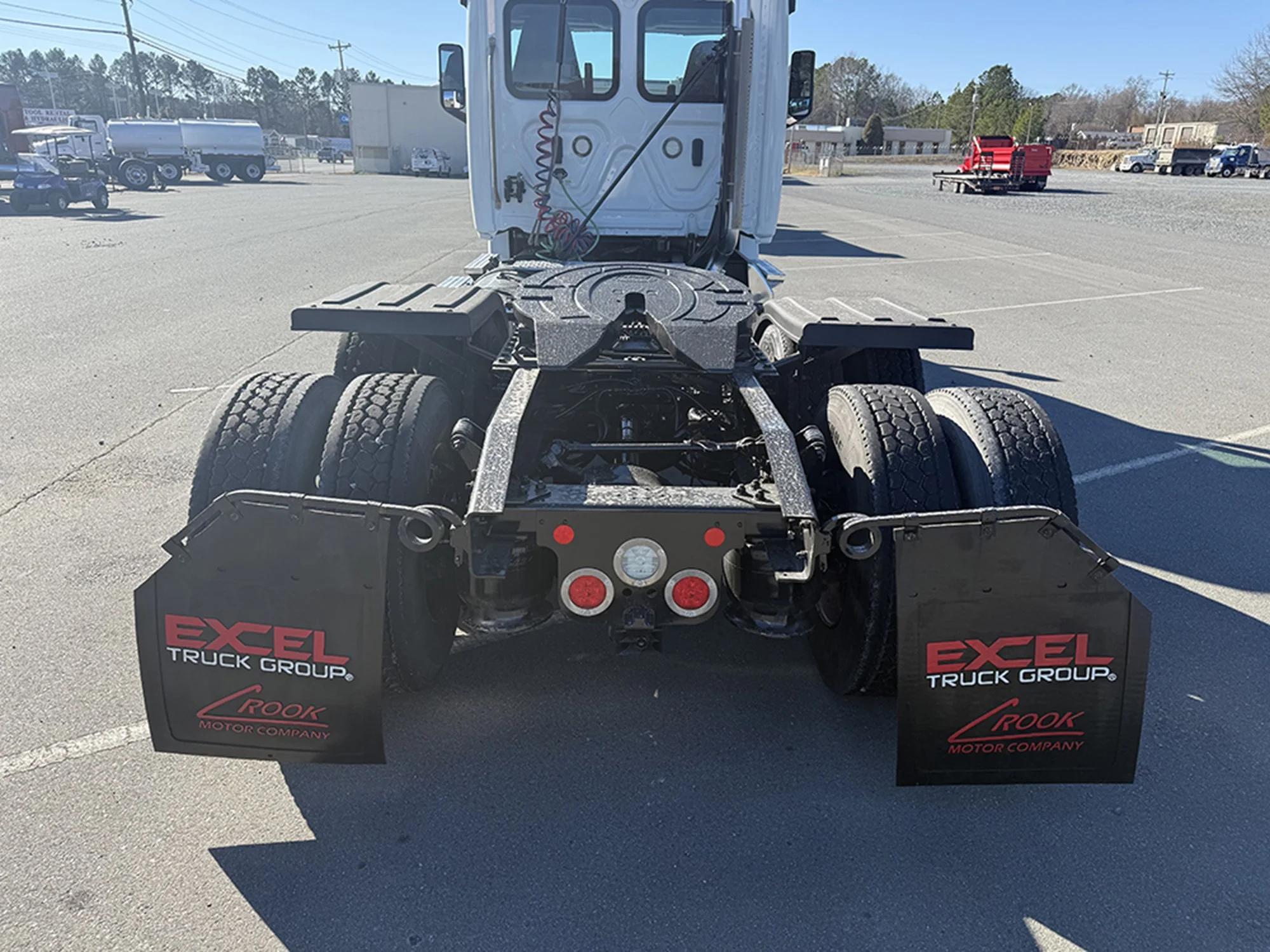 2019 Freightliner Cascadia in Roanoke, VA — photo 5