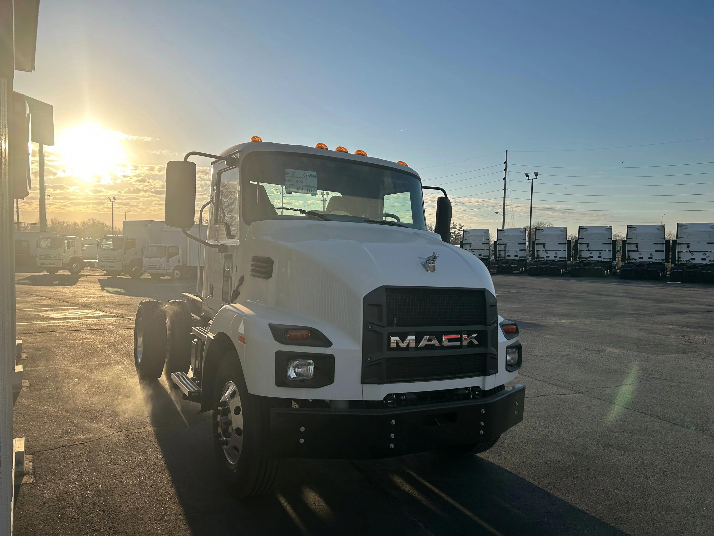 2026 Mack MD in CAHOKIA, IL — photo 3
