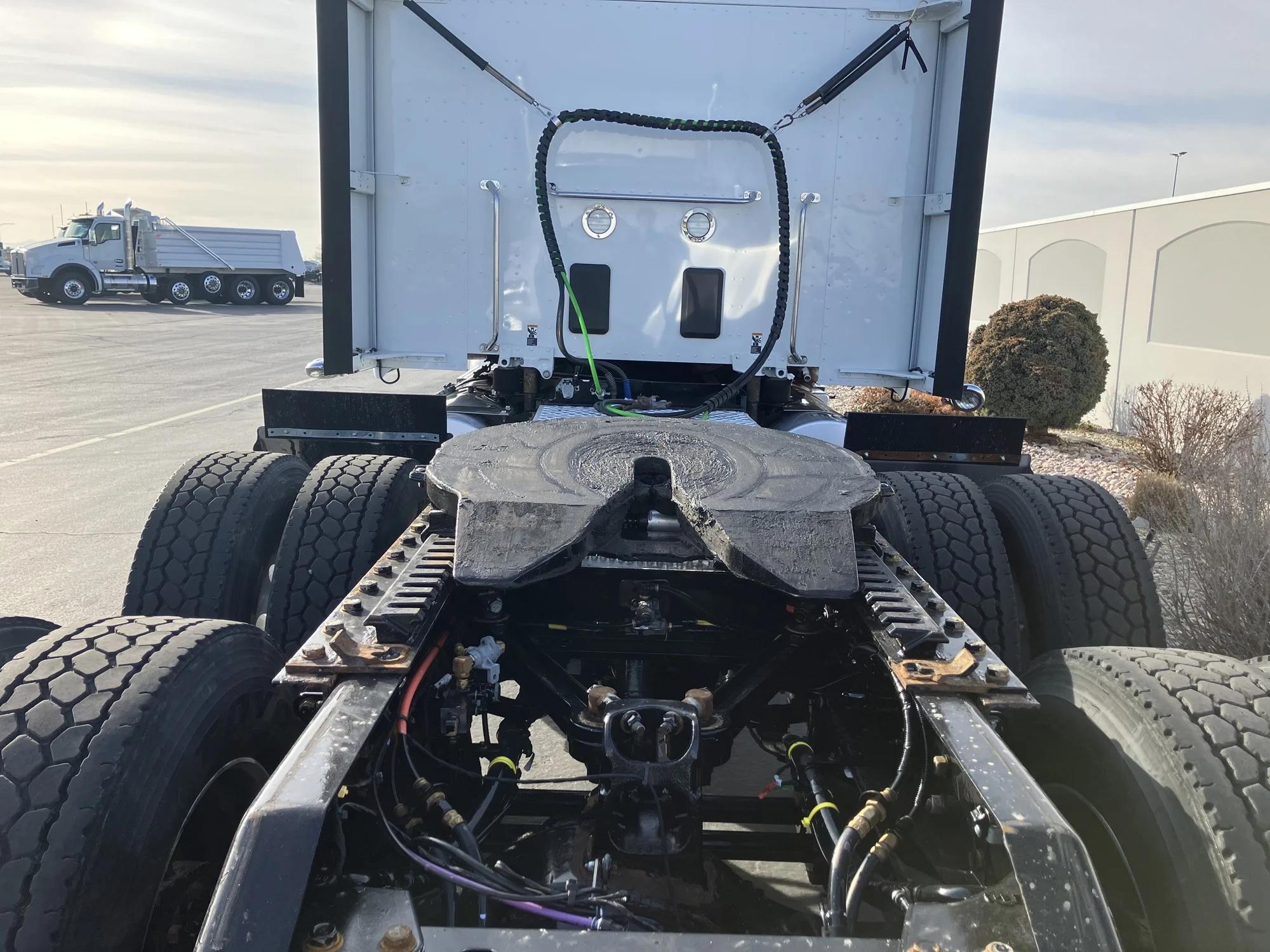 2022 Kenworth T880 in Salt Lake, UT, UT — photo 6