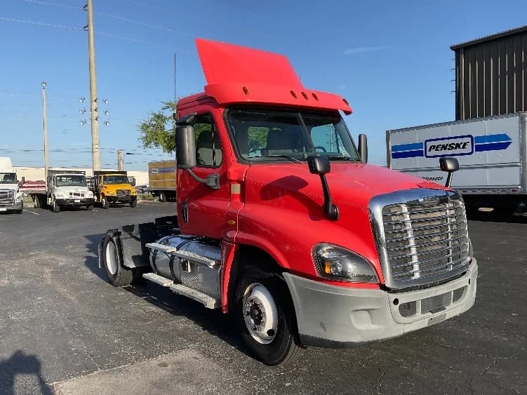 2019 Freightliner Cascadia in Tampa, FL