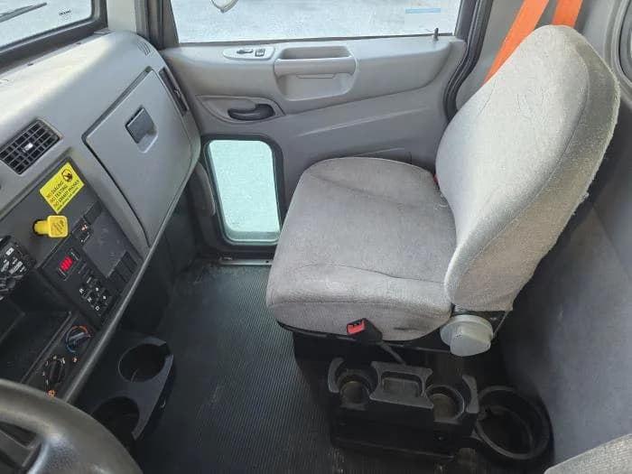 2020 Peterbilt 337 in Lake City, FL — photo 17