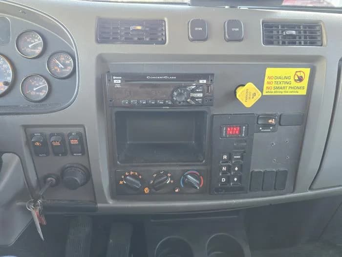 2020 Peterbilt 337 in Lake City, FL — photo 18