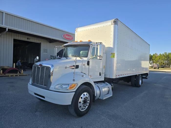 2020 Peterbilt 337 in Lake City, FL — photo 2