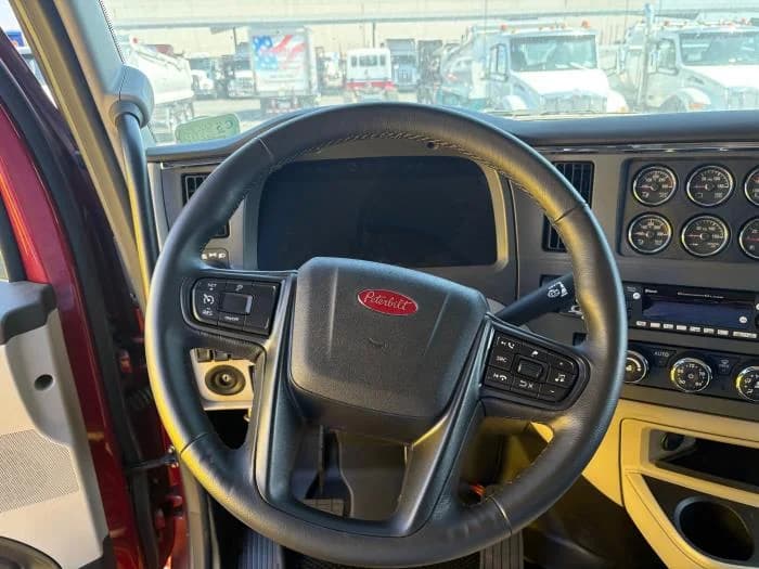 2024 Peterbilt 567 in Los Angeles, CA — photo 9