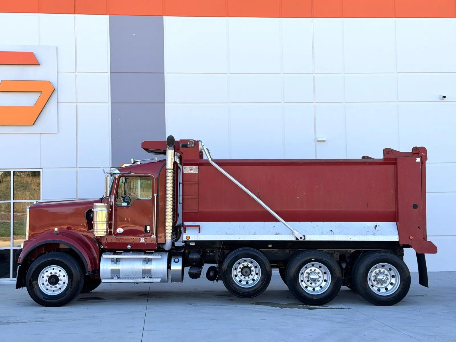 2021 Kenworth W900 in Greer, SC — photo 5