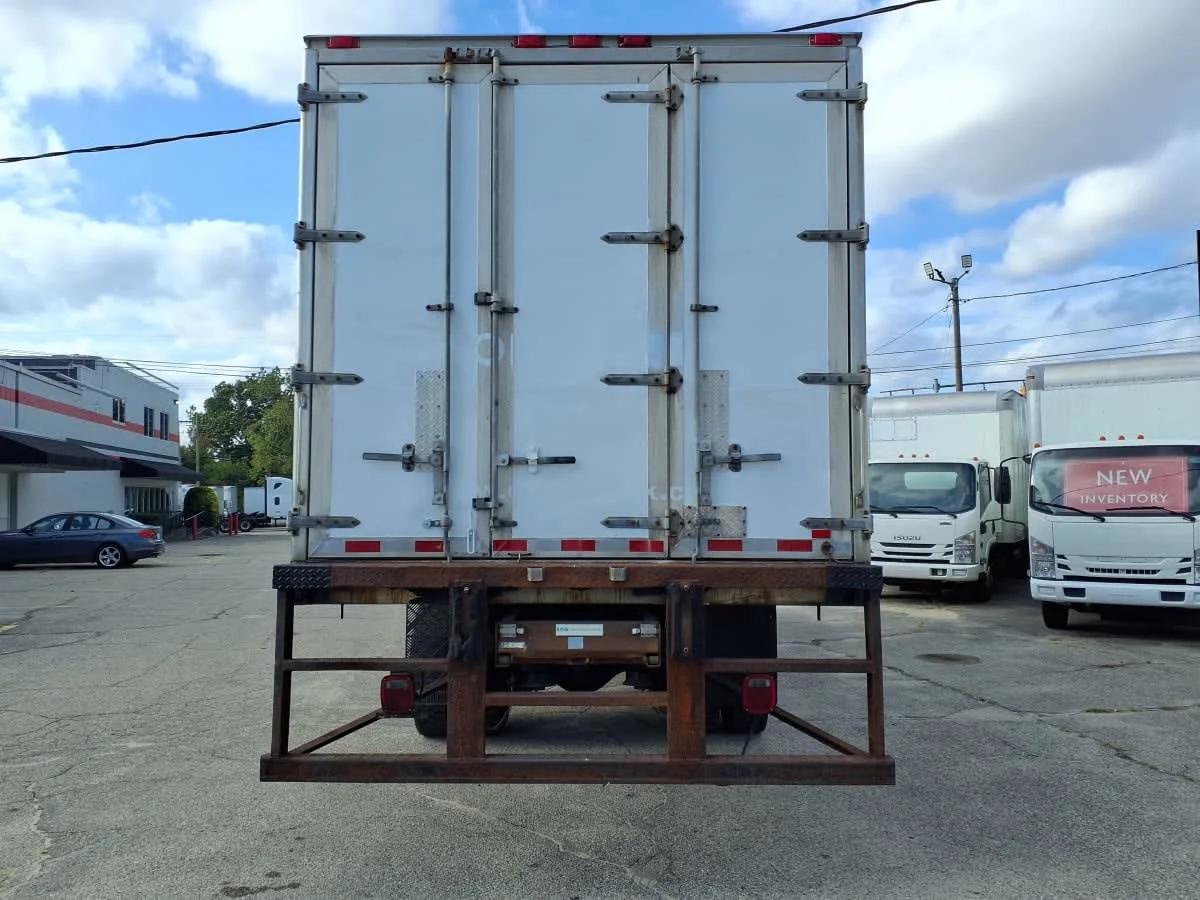 2016 Freightliner M2 106 in Warwick, RI — photo 5
