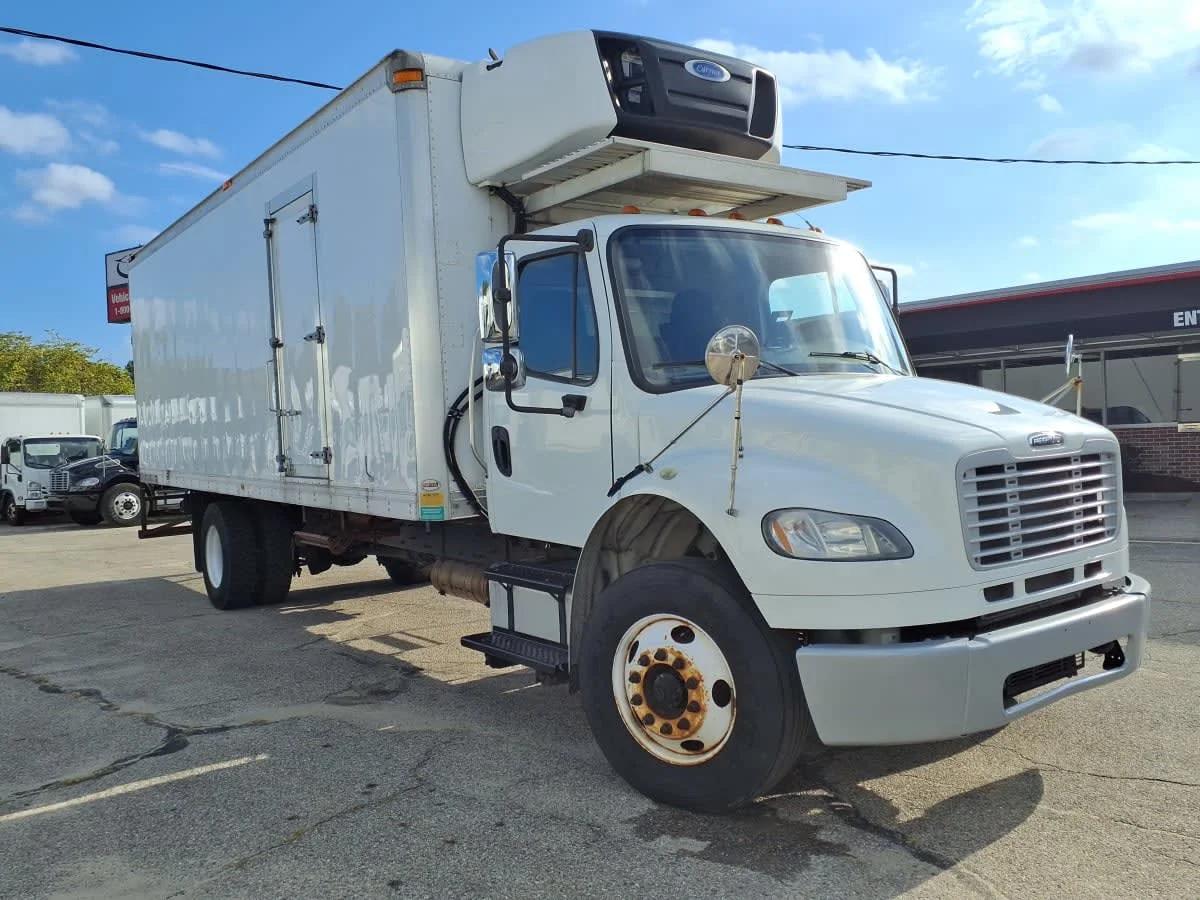 2016 Freightliner M2 106 in Warwick, RI — photo 3