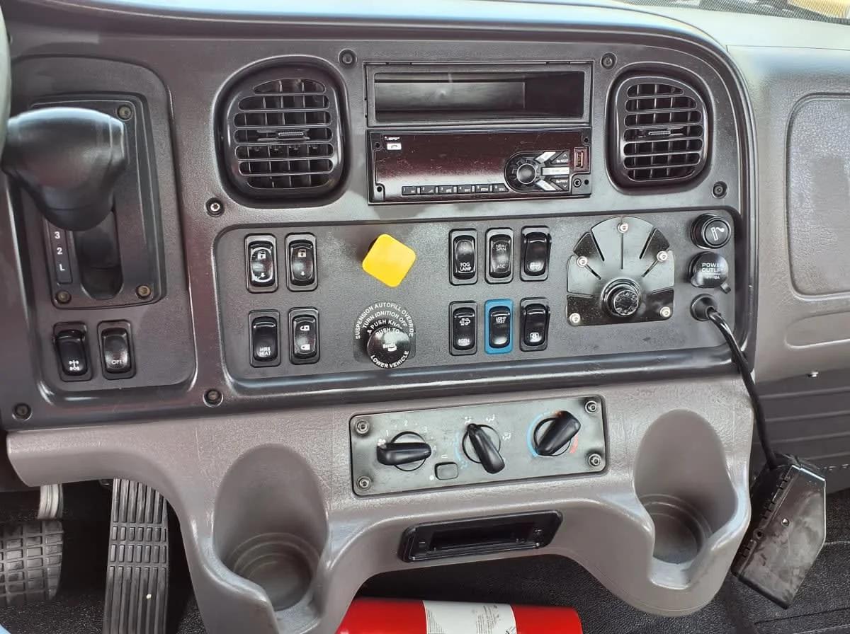 2020 Freightliner M2 106 in Memphis, TN — photo 13