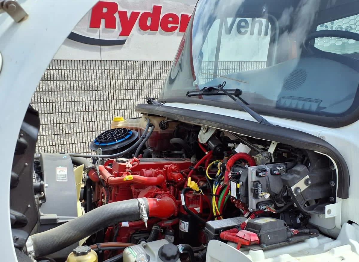 2020 Freightliner M2 106 in Memphis, TN — photo 9