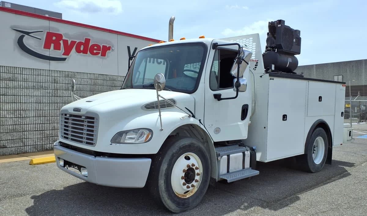 2020 Freightliner M2 106