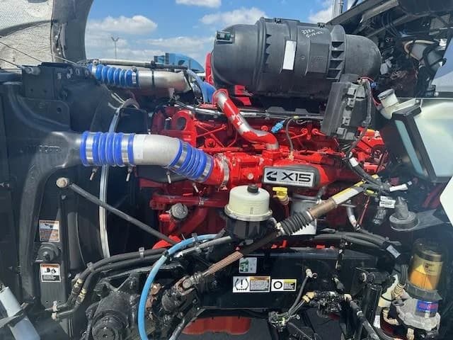 2019 Kenworth T800 in Fontana, CA — photo 2