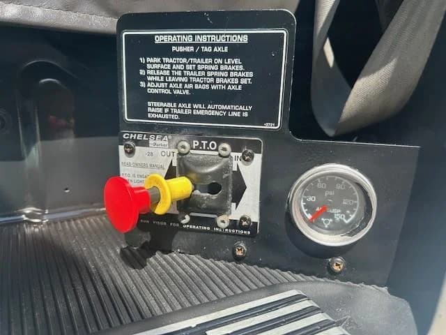 2019 Kenworth T800 in Fontana, CA — photo 7