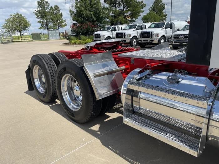 2022 Peterbilt 567 in Mobile, AL — photo 6