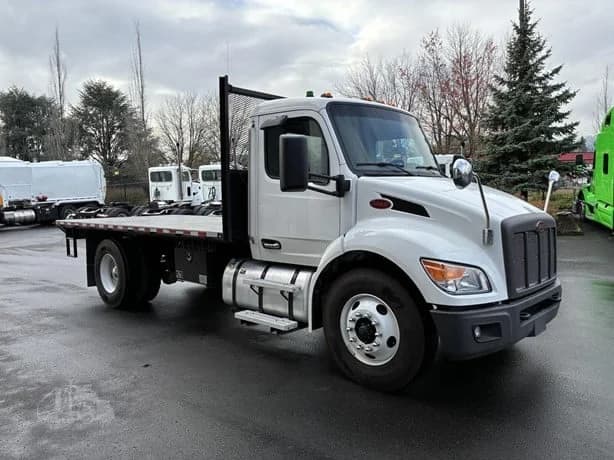 2025 Peterbilt 536 in Portland, OR — photo 3