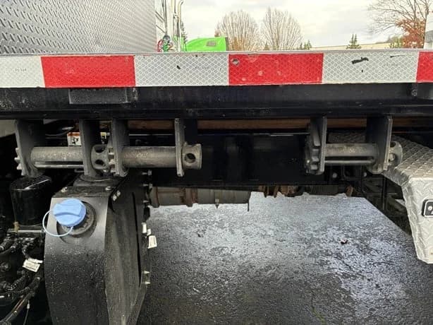 2025 Peterbilt 536 in Portland, OR — photo 23