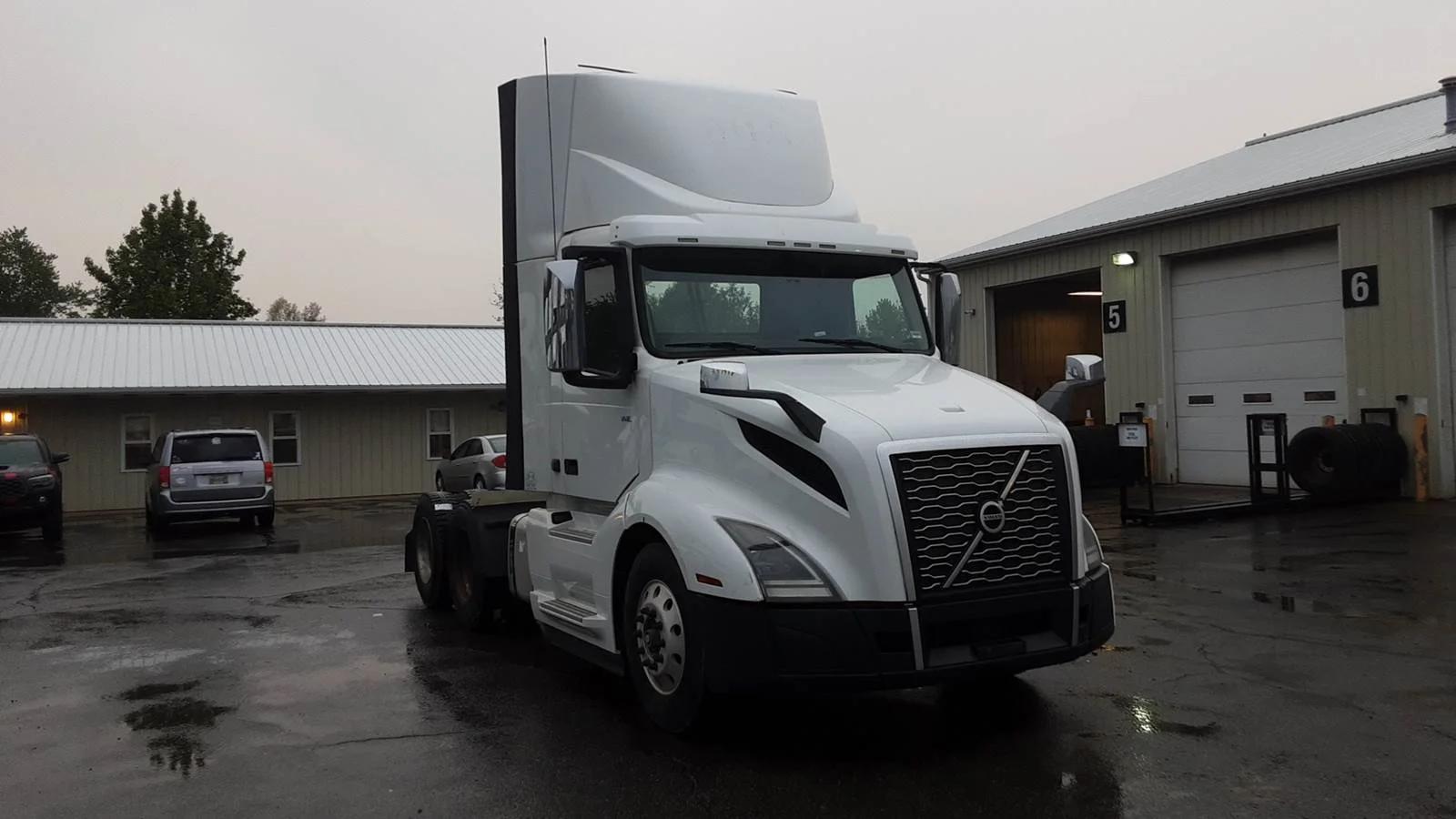 2019 Volvo VNL 300 in MARYSVILLE, OH