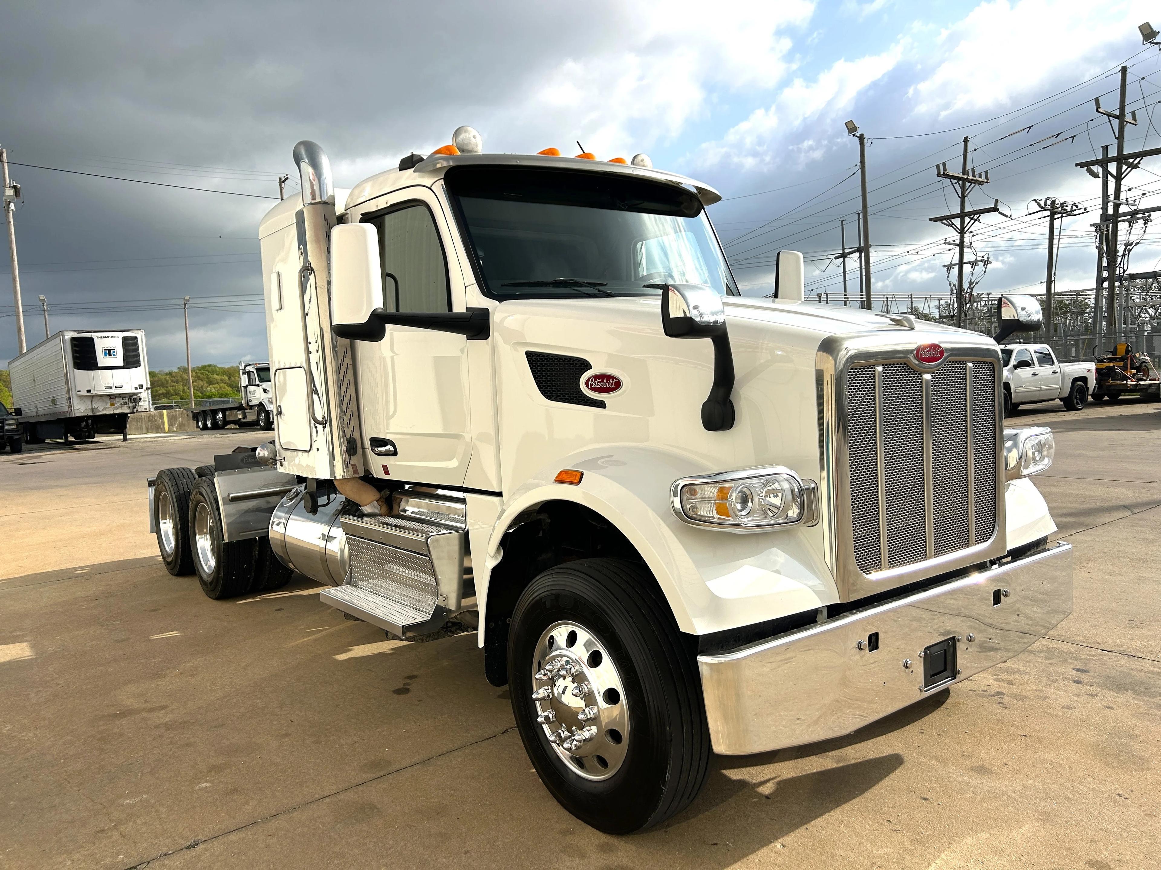 2022 Peterbilt 567 in Joplin, MO — photo 3