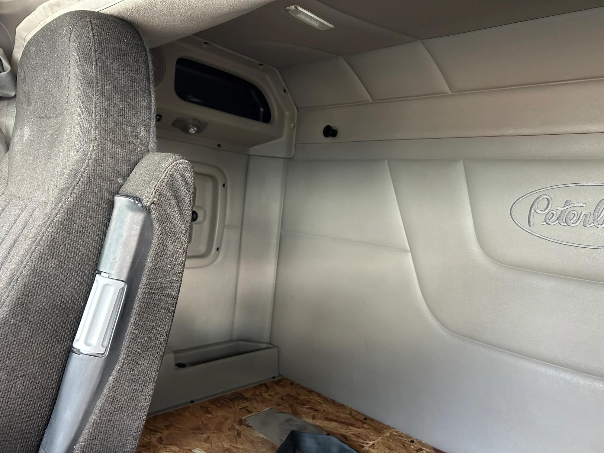 2022 Peterbilt 567 in Joplin, MO — photo 14