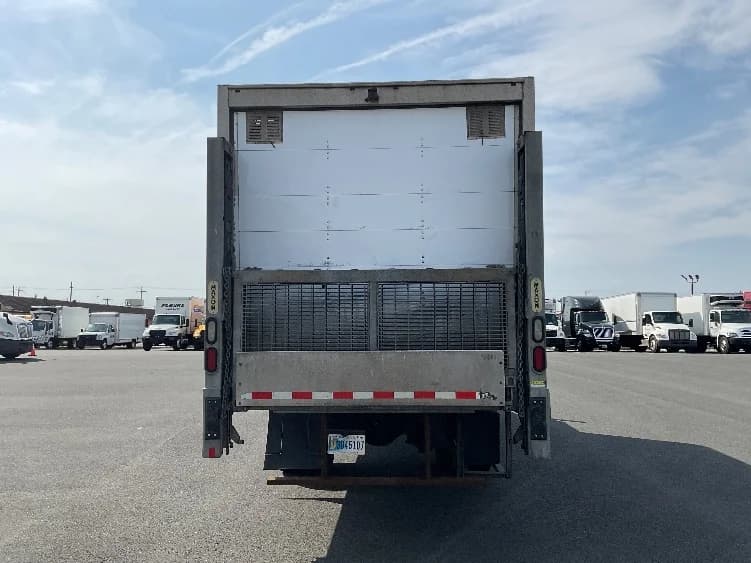 2021 Freightliner M2 106 in Philadelphia, PA — photo 7