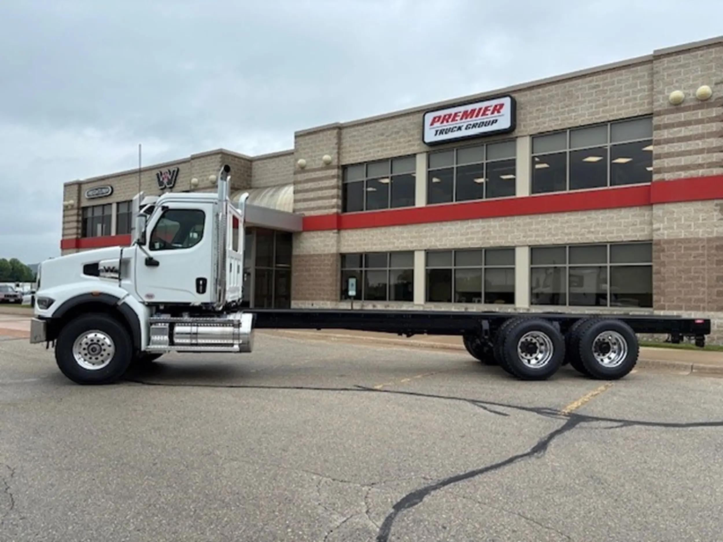 2026 Western Star 49X in La Crosse, WI — photo 8