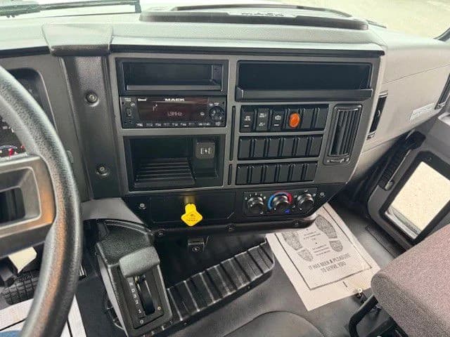 2023 Mack MD in London, OH — photo 17