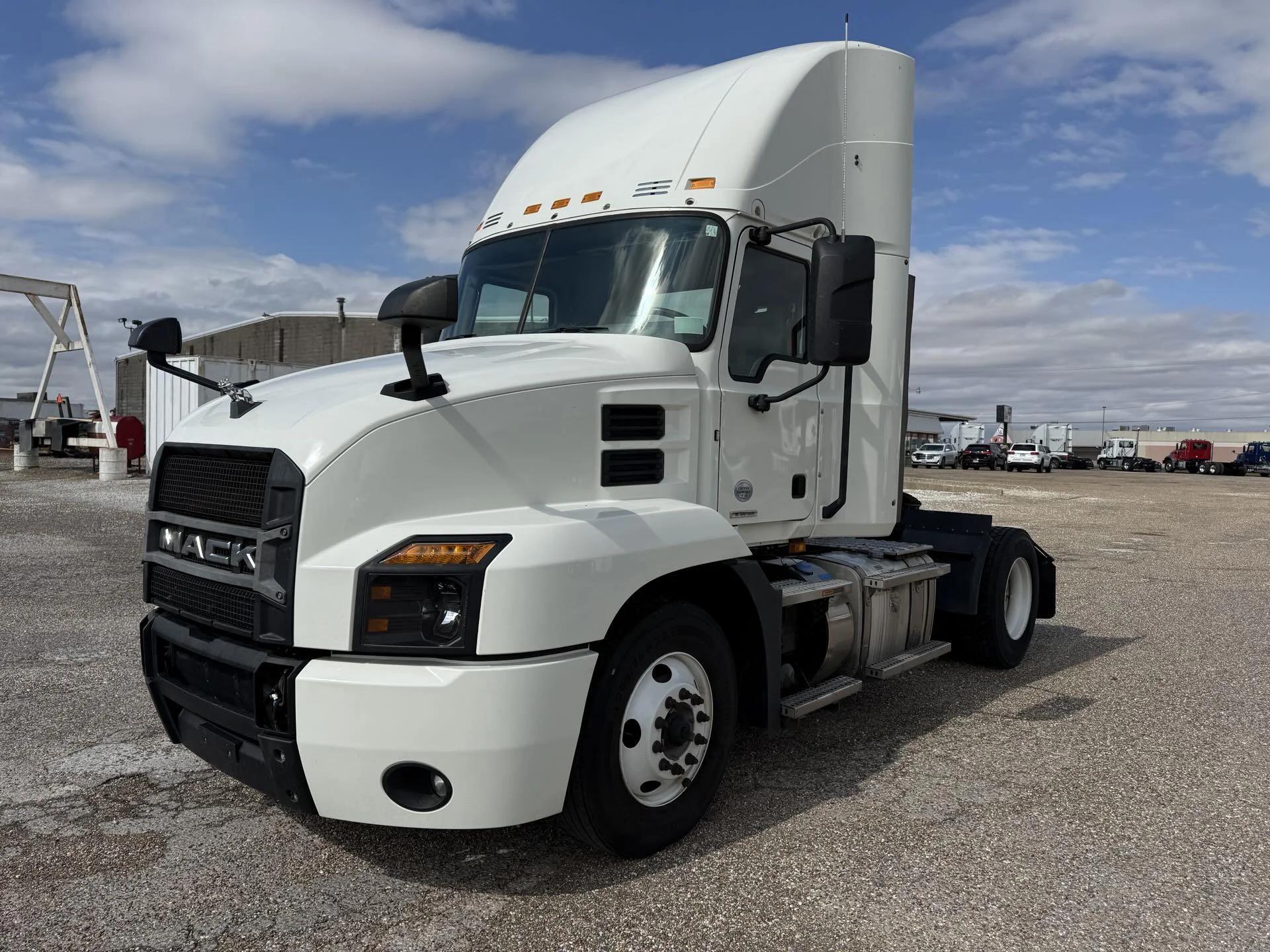 2019 Mack