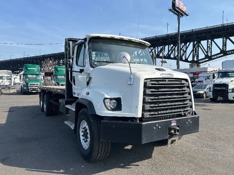 2020 Freightliner 114SD