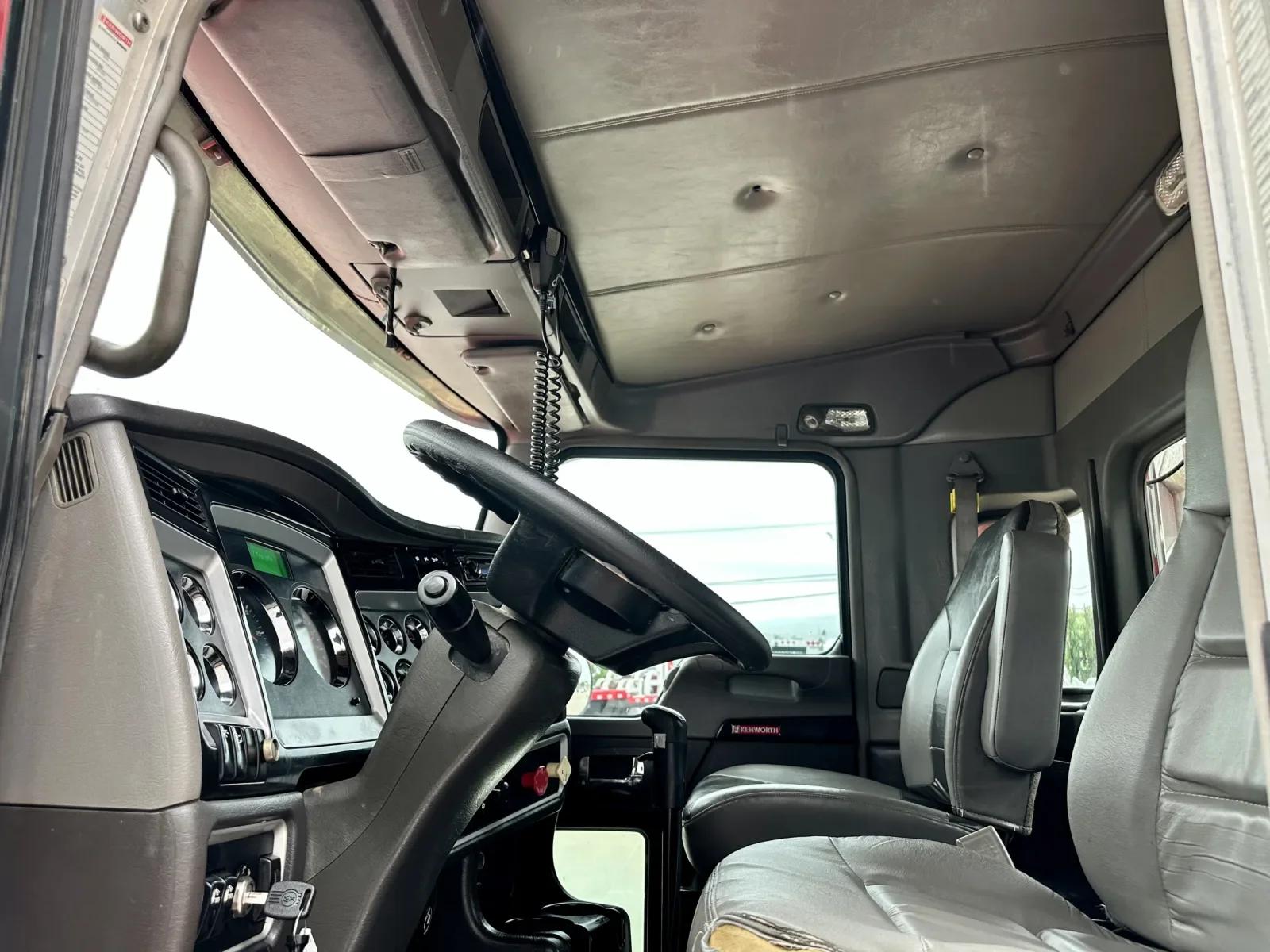 2011 Kenworth T800 in Hutchins, TX — photo 14