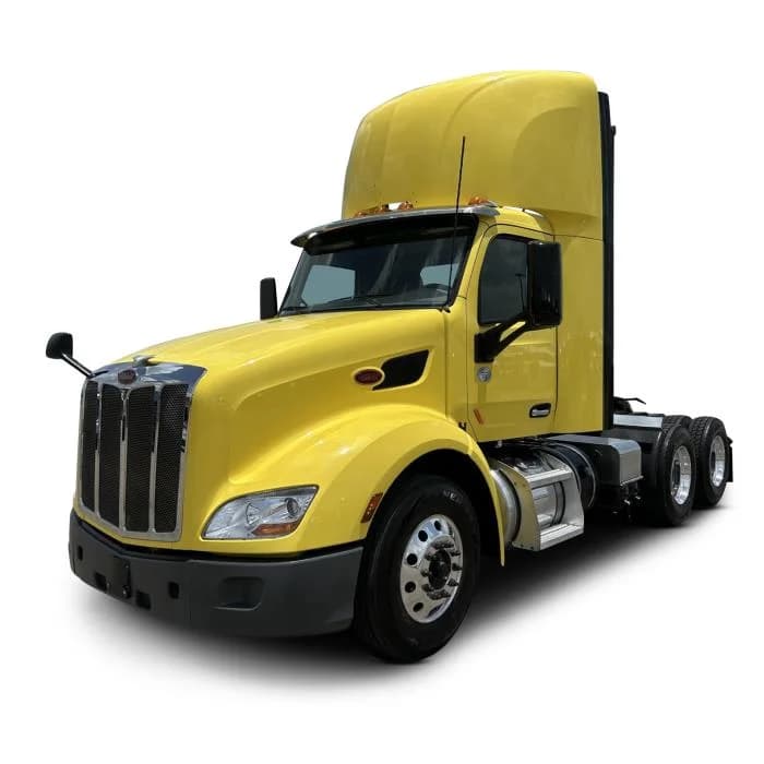 2021 Peterbilt 579 in College Station, TX