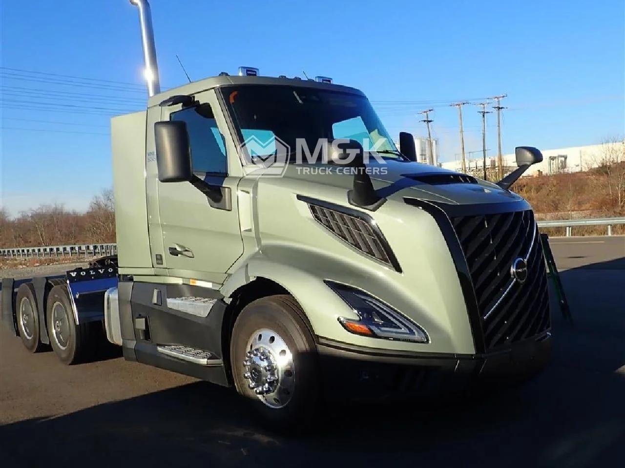 2025 Volvo VNL 300
