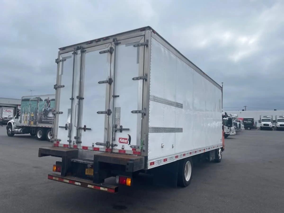 2019 Isuzu NQR in Farmingdale, NY — photo 4