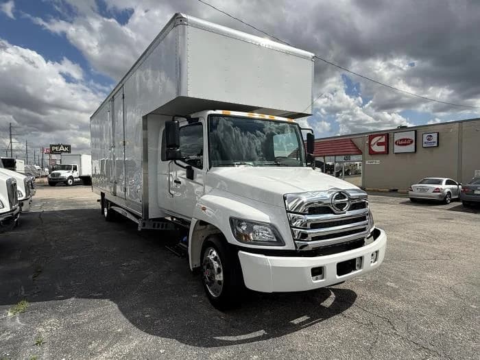 2026 Hino L6 in Dallas, TX — photo 4