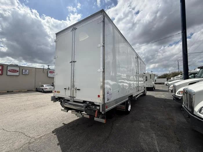 2026 Hino L6 in Dallas, TX — photo 9