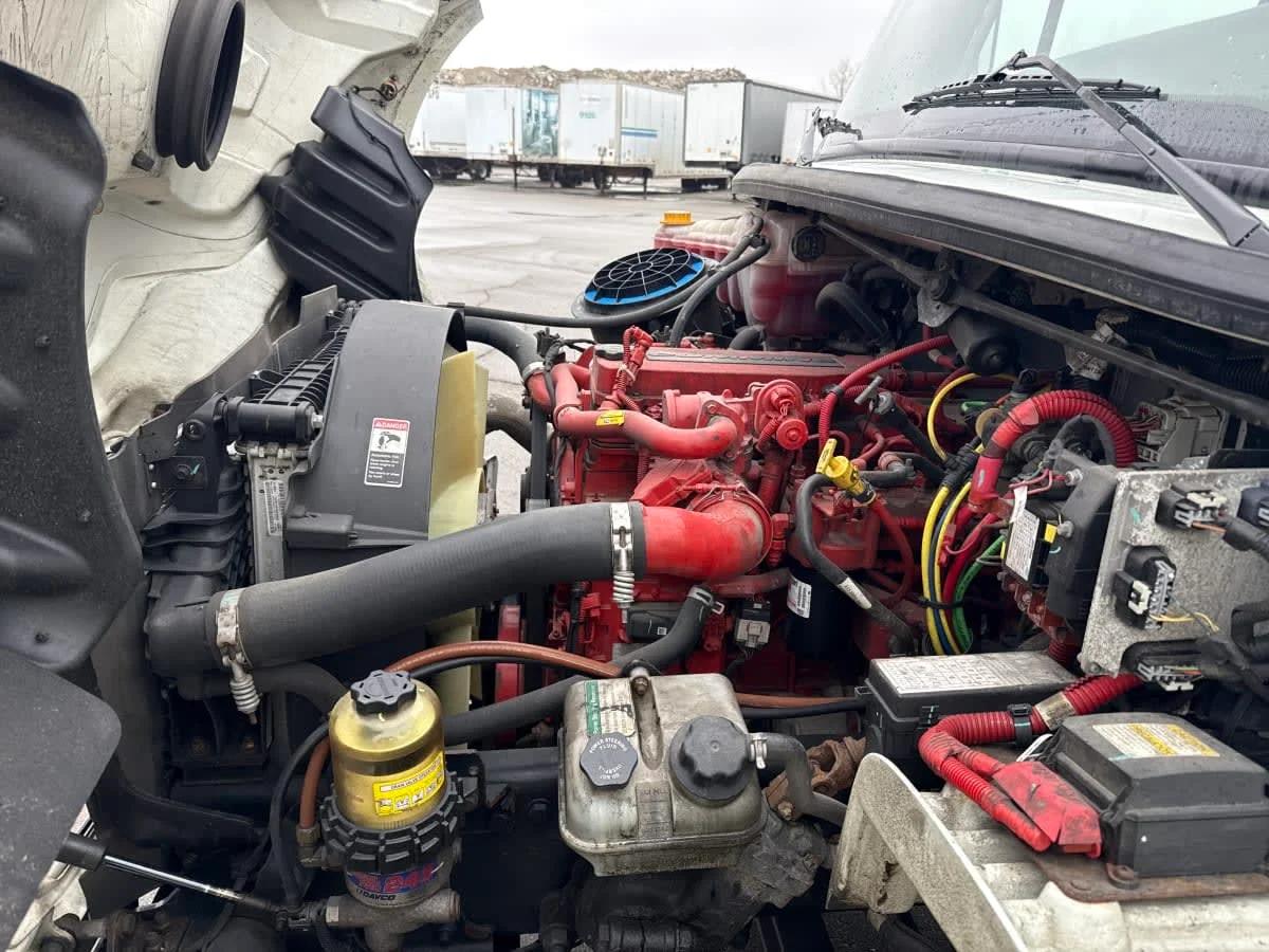 2020 Freightliner M2 106 in Taylor, MI — photo 9