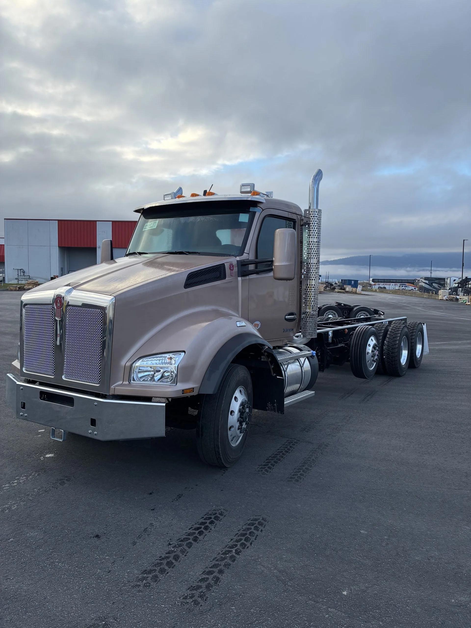 2026 Kenworth T880 in Missoula, MT, MT — photo 4