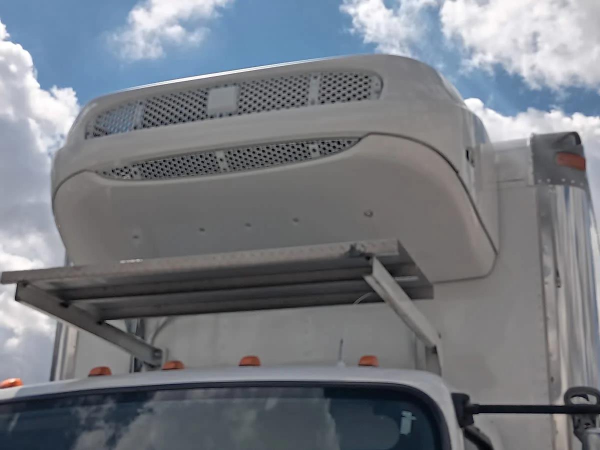 2018 Freightliner M2 106 in Miami, FL — photo 7