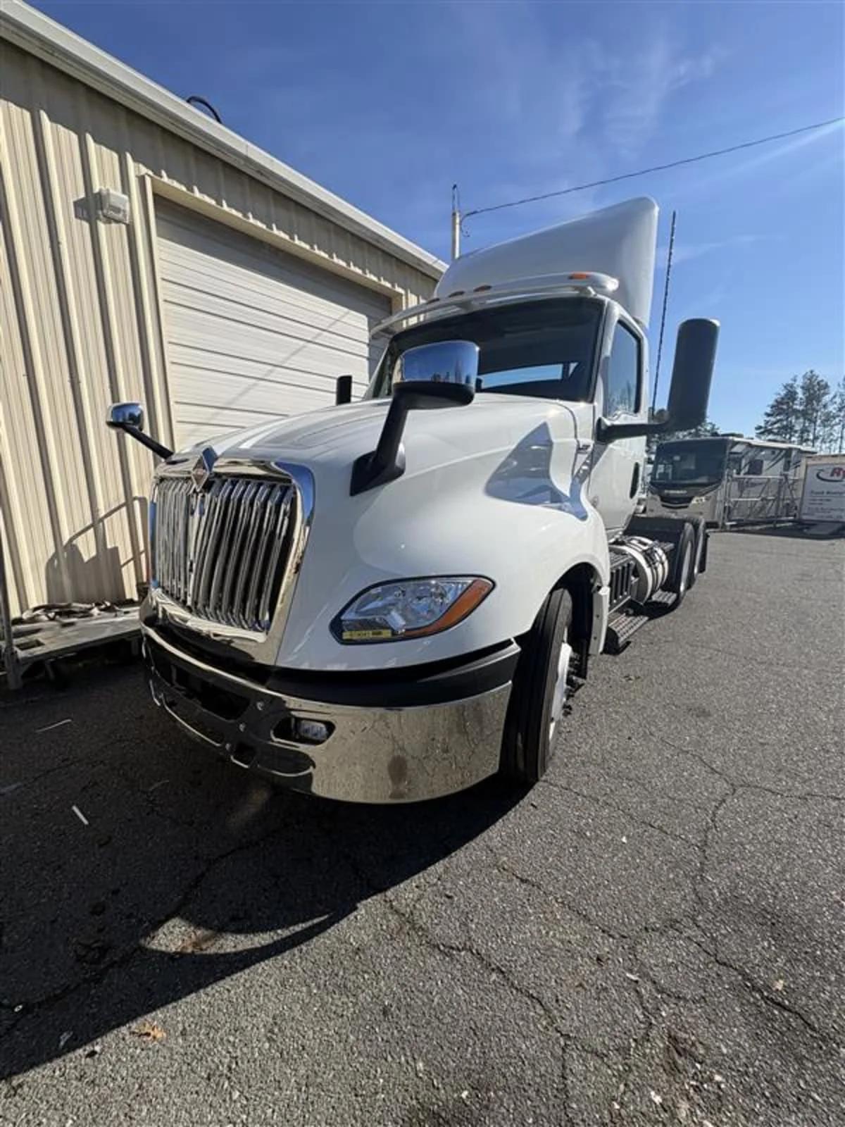 2019 International LT