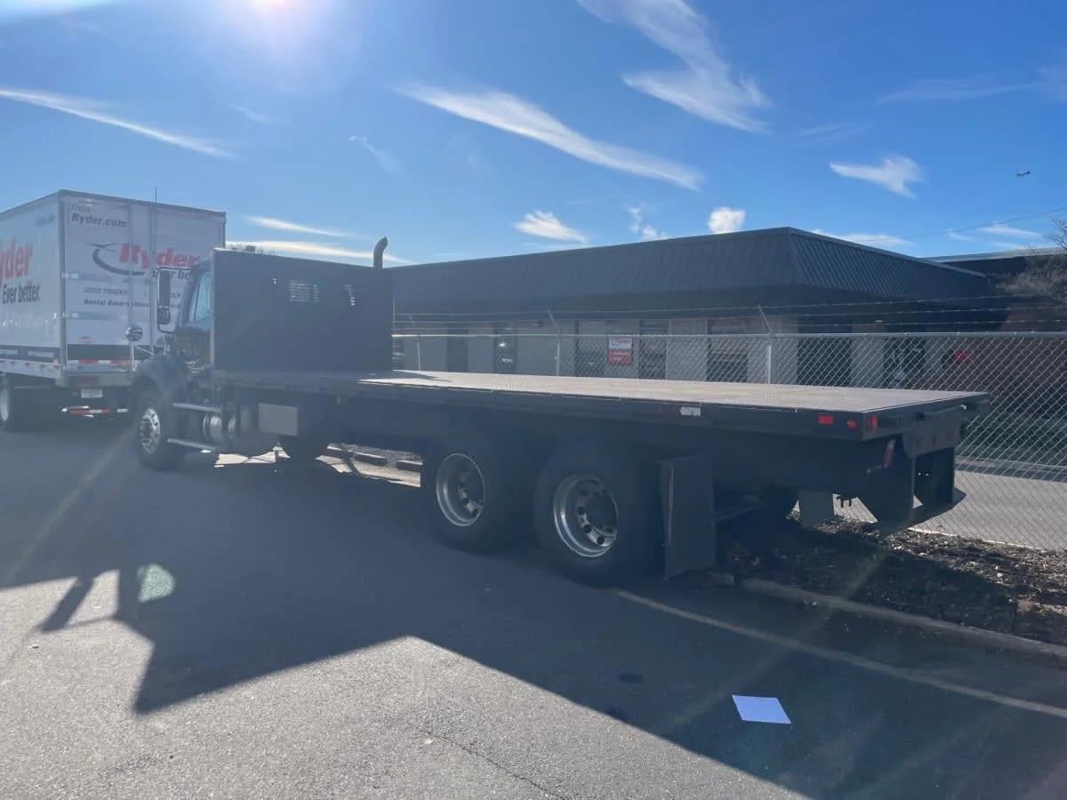 2017 Freightliner M2 112 in Farmingdale, NY — photo 6