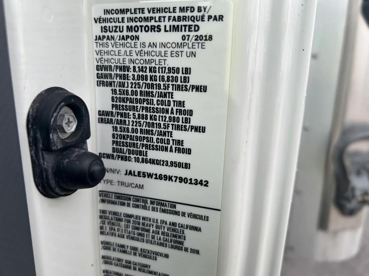 2019 Isuzu NQR in Beltsville, MD — photo 12