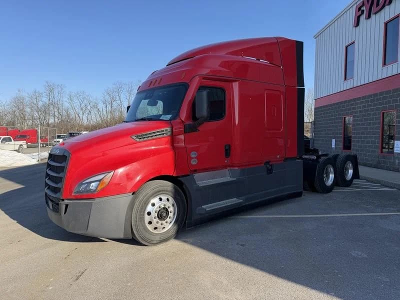 2026 Freightliner Cascadia in Pittsburgh, PA — photo 9