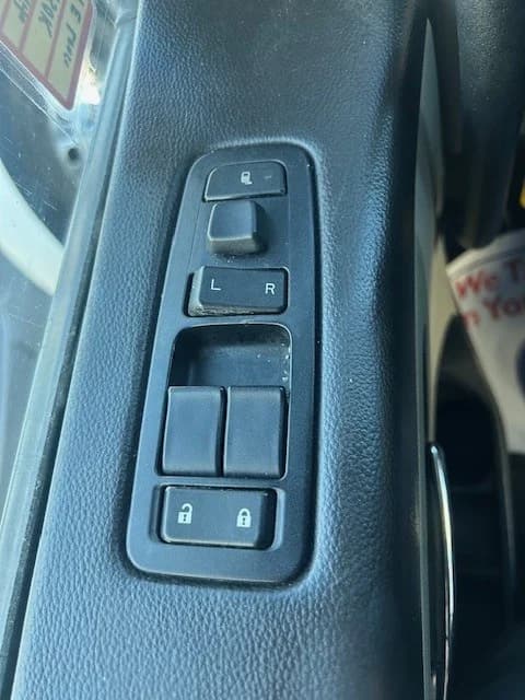 2023 Peterbilt 579 in Charlotte, NC — photo 12