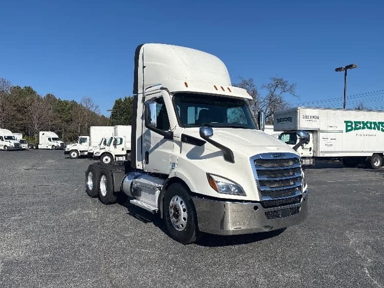 2021 Freightliner Cascadia
