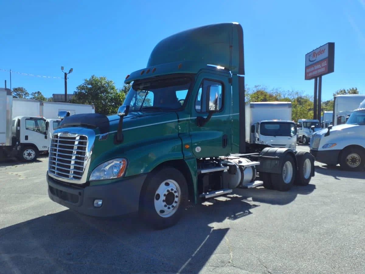 2020 Freightliner Cascadia