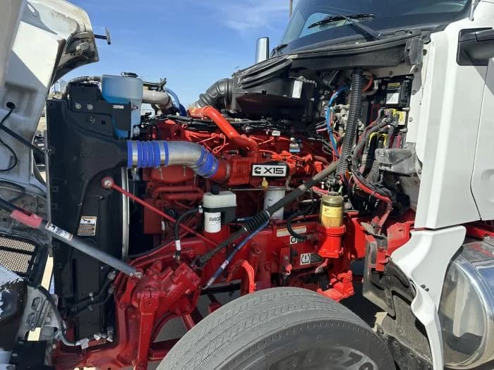 2023 Peterbilt 567 — photo 13