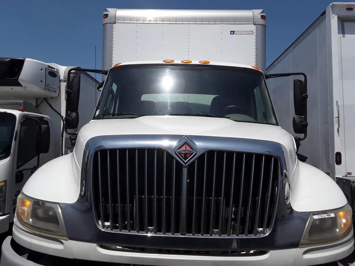 2016 International 4300 in Fontana, CA — photo 2