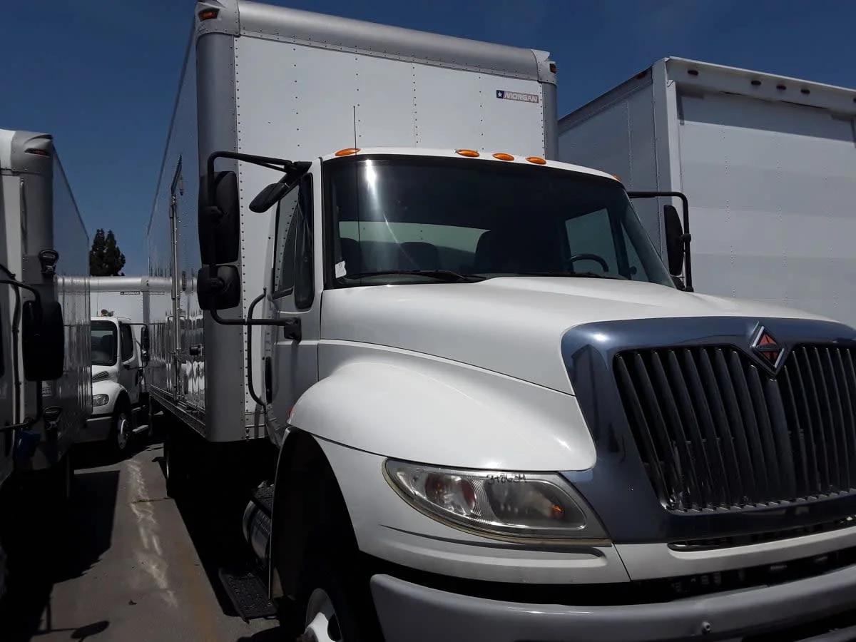 2016 International 4300 in Fontana, CA — photo 3