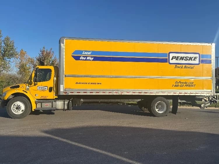 2022 Freightliner M2 106 in Lenexa, KS — photo 4