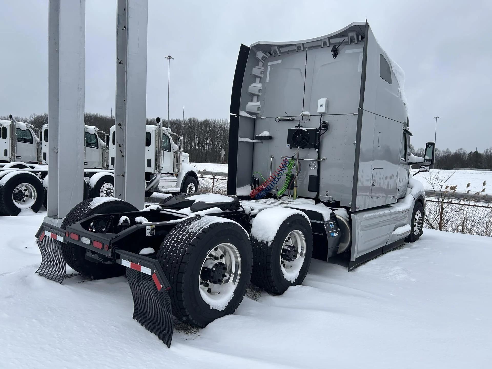 2026 Peterbilt 579 in Youngstown, OH — photo 3