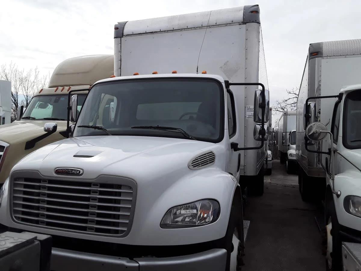 2018 Freightliner M2 106